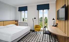 Tulip Hotels&Residences Warsaw Targowa
